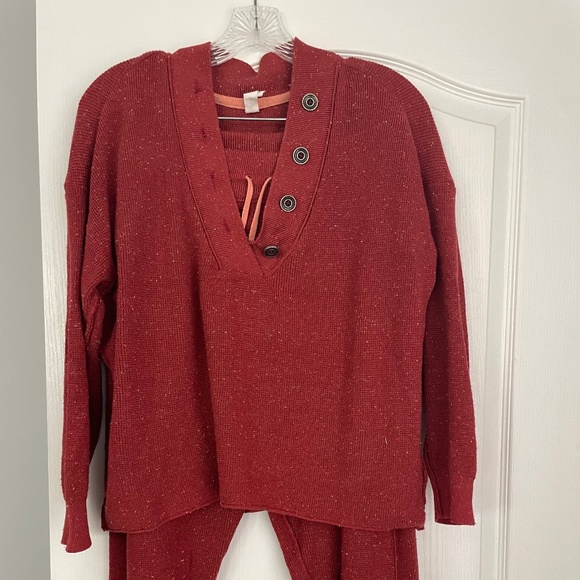 Anthropologie Lounge Set - Picture 1 of 6